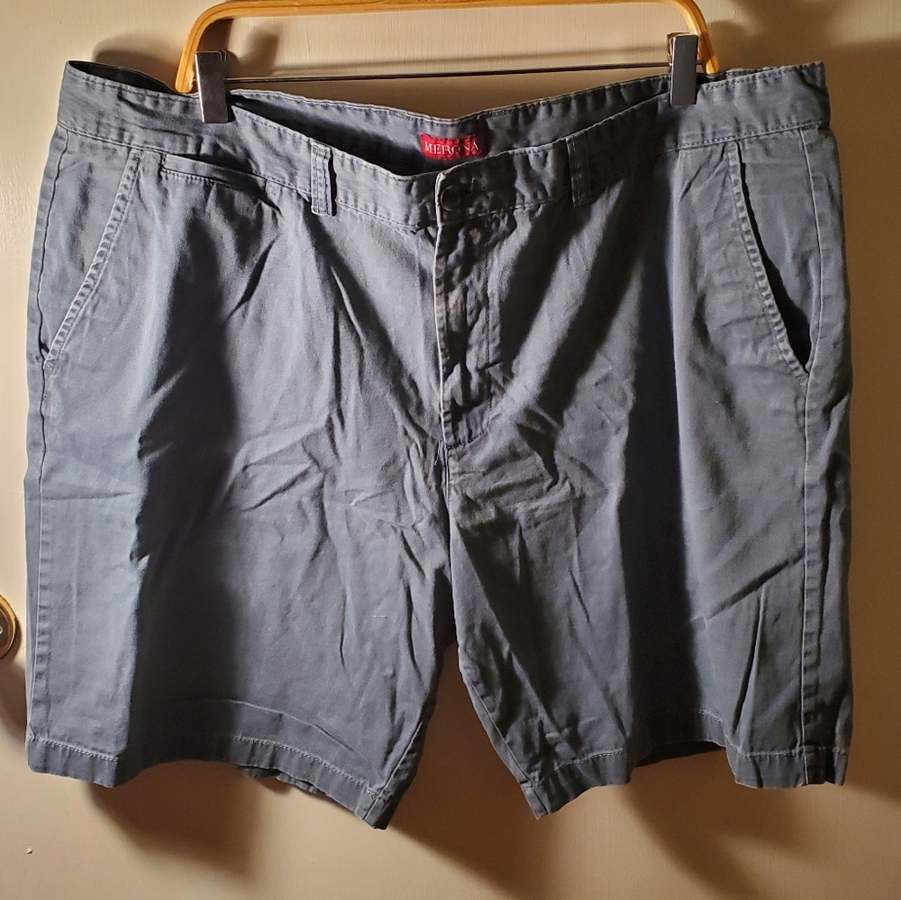 Men's Morona shorts size 44